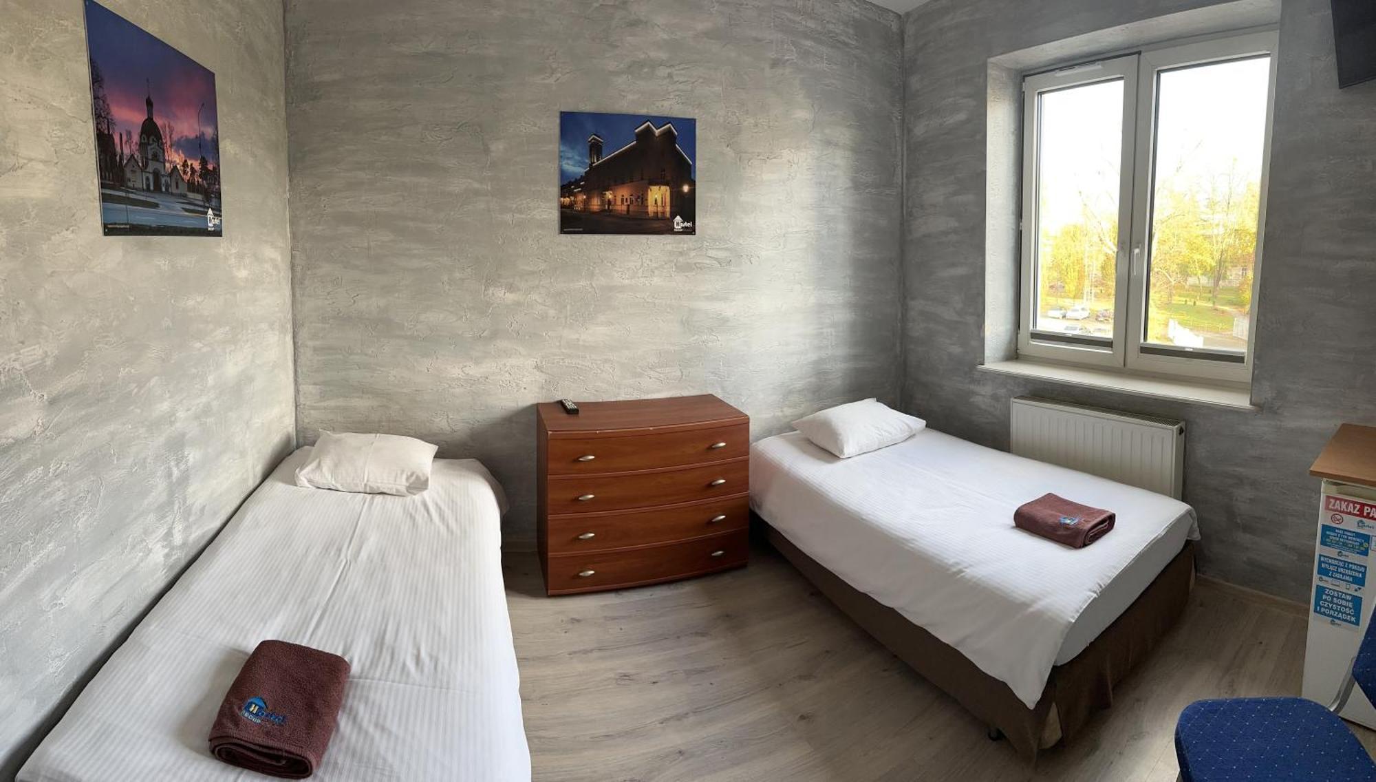 Hostel Radom Ngoại thất bức ảnh