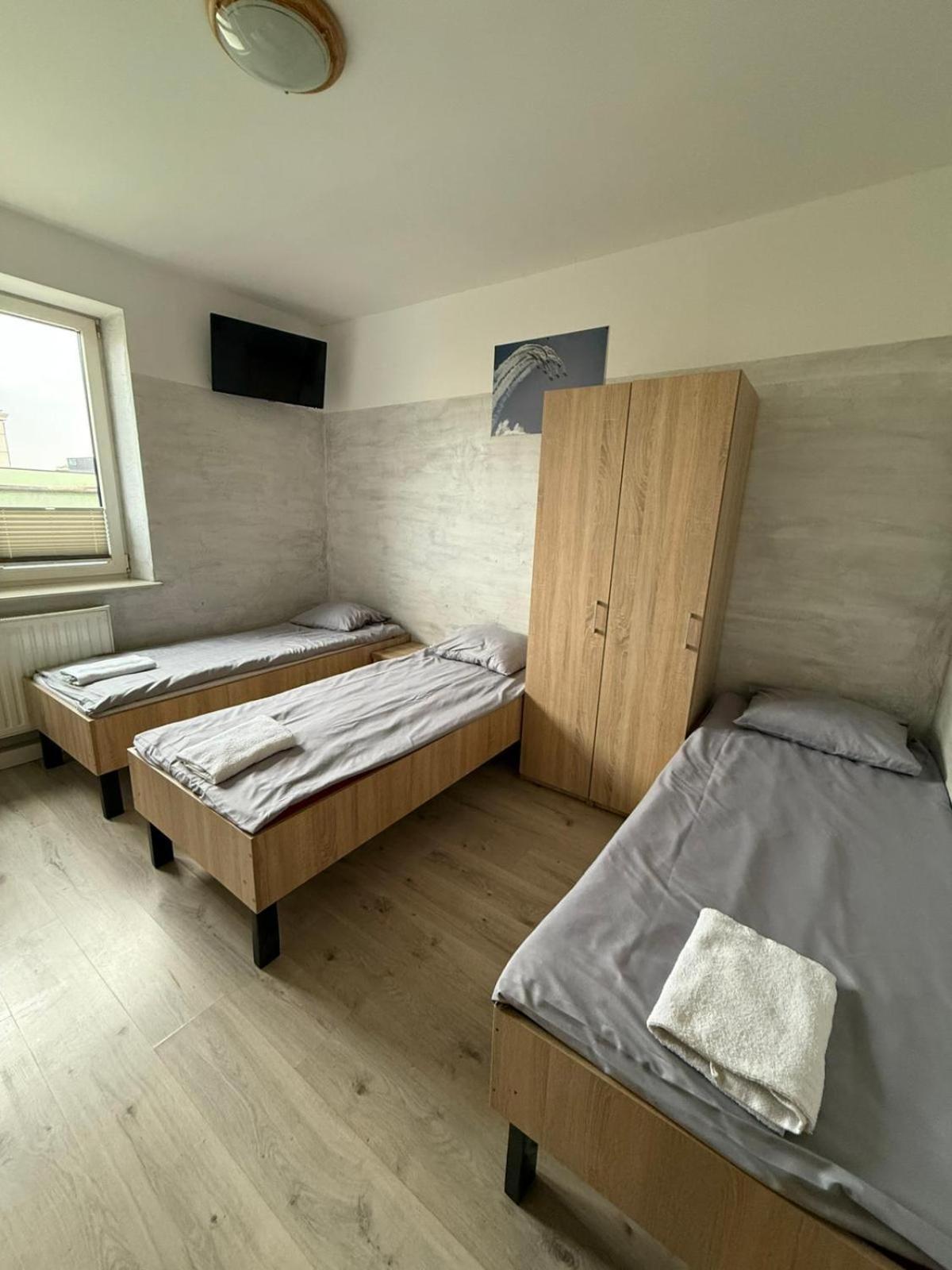 Hostel Radom Ngoại thất bức ảnh